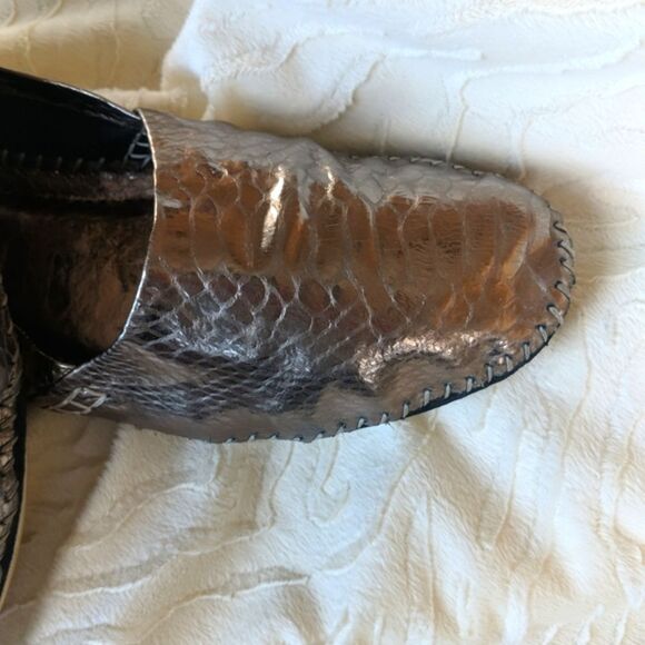 BCBG Xavier Flats Bronze Size 7.5 - Picture 3 of 16